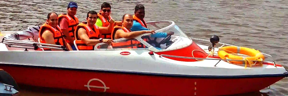 Speed Boat